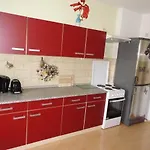 Sehr-schoene-4-raum-maisonette-fewo-mit-110qm-balkon-zentral-preiswert-t7 Διαμέρισμα